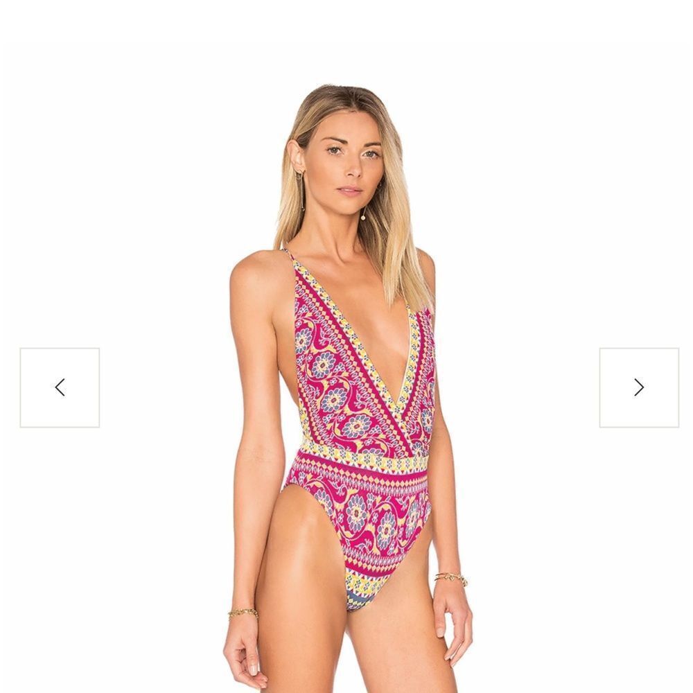 SOAH Aria one piece floral